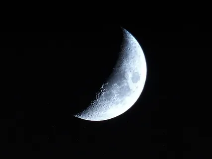 432Hz + 8Hz Theta Binaural Beats Soothing Sleep Music