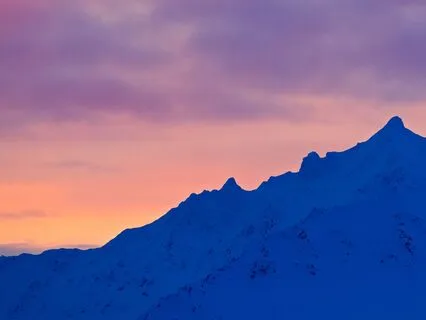 444Hz Dreamweaver’s Chant | Native Flute Sleep Music