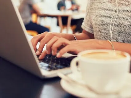 45-Minute Focus Sprint | Typing At A Coffee Shop