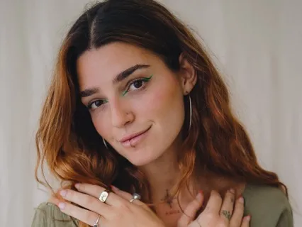 5 Minutes To Begin Your Day With Happiness