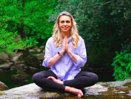 5 Minute Guided Meditation For Anxiety & Calm Mind 