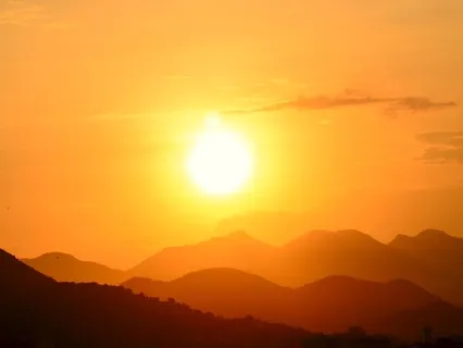 5 Minute Morning Meditation To Start Your Day- Grand Rising