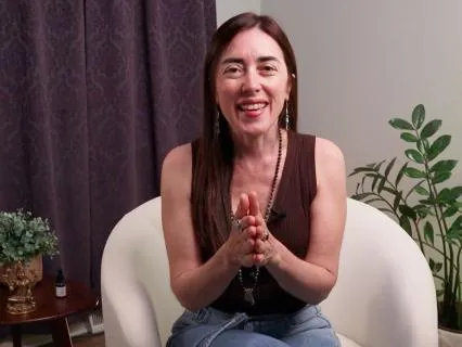 5-Minute Nervous System Reset (Somatic Practice)