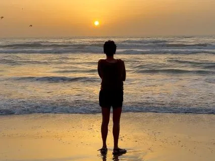 5-Minute Ocean Escape: Violin & Bells