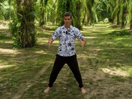 5-Minute Qigong To Reset When You're Overwhelmed