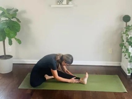 5 Minute Yoga to Energize for Tired Mornings