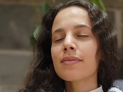 5 Minutes Of Presence | Breathe, Observe, Be