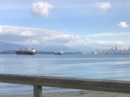 5 Minutes To Ease Stress And Tension Before Bed