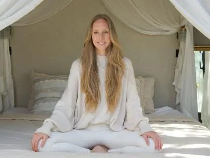Feminine Embodied Morning Routine (5 Steps)