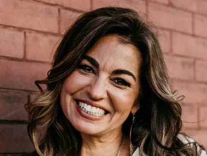 5 Ways To Navigate A Relationship That Feels Stuck