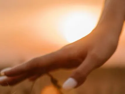 528 Hz Anxiety Relief – Breathwork & Nature Sounds