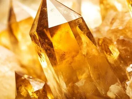 528 Hz Tuning Fork Soundscape Of Golden Chakra Healing