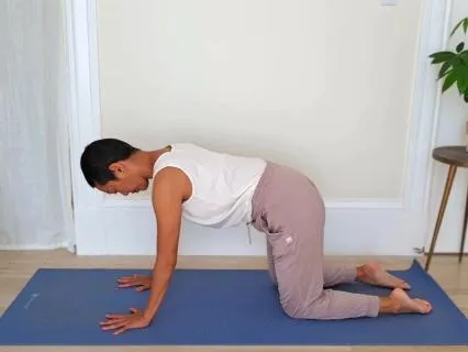 6 Min Gentle Morning Yoga | Start Your Day Refreshed