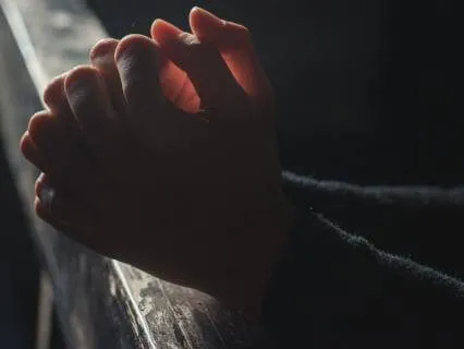 6-Minute Breathwork To Feel Calm And Grounded