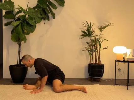 6 Minute Evening Mobility Routine To Release Stiffness