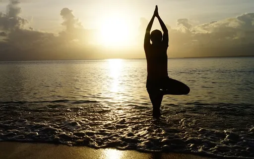 6 Minute Gentle Yoga Reset