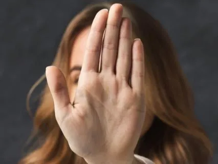 6 Minute Meditation To Stop People Pleasing