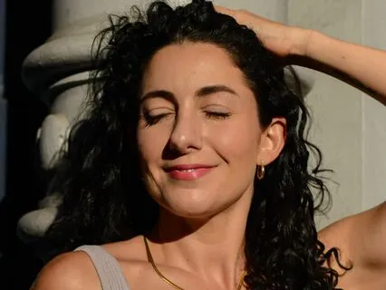 6 Minute Morning Meditation to Manifest Your Best Day