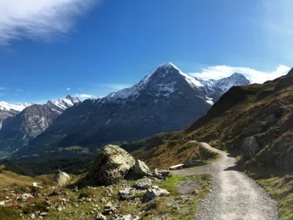 6 Minutes To Connect & Soften