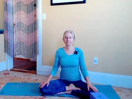 7-Min Reset: Calming Breath for Relaxation