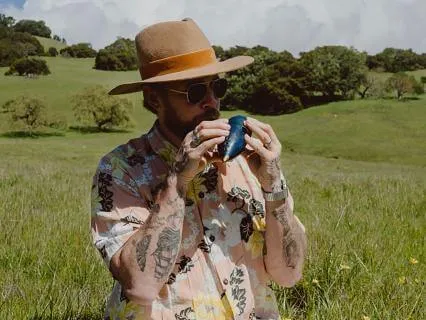 7-Minute Grounding Meditation And Sound Bath