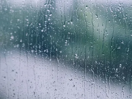 7 Minute Restorative Meditation (Rain Sounds)