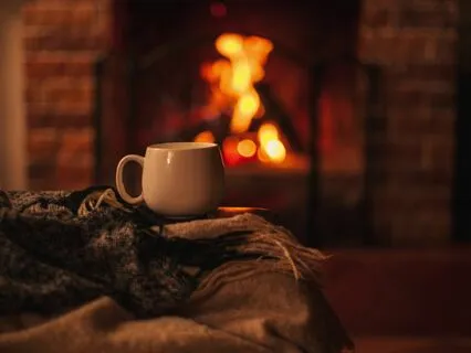 8 Hours Beside A Cozy Fireplace