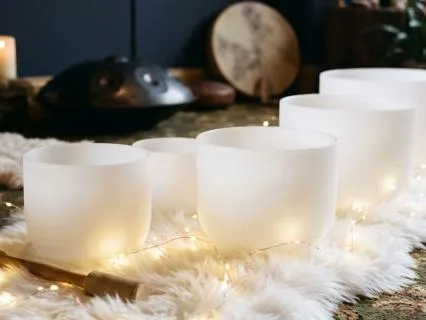 8 Hours Of Crystal Singing Bowls For Deep Sleep