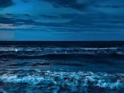 8 Hours of Ocean Waves for Deep Sleep and Gentle Alarm Bell