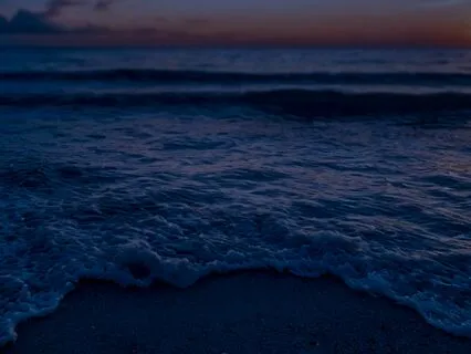 8 Hours Of Soothing Waves For Sleep