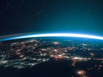 8 Hours Sleep Music - 7.83 Hz Schumann Resonance