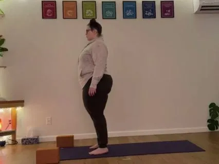 8-Minute Beginner Yoga Practice: Tree Pose