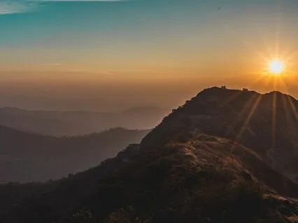 A 10 Min-Root Chakra Awakening For Grounding & Confidence