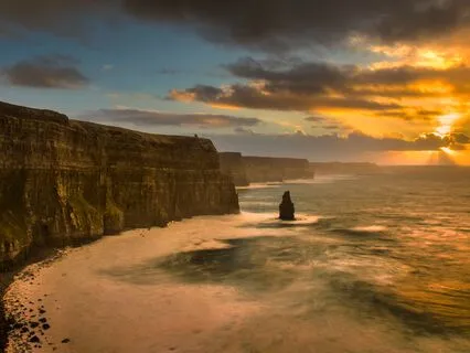 A Cozy Island Getaway: Wanderings Of An Irish Man