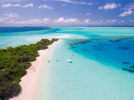 A Few Minutes By The Sea