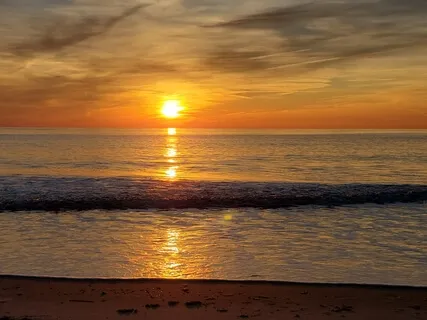 A Few Minutes To Arrive