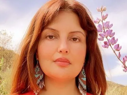 A Fish That Fell In Love With The Bird - Story Time