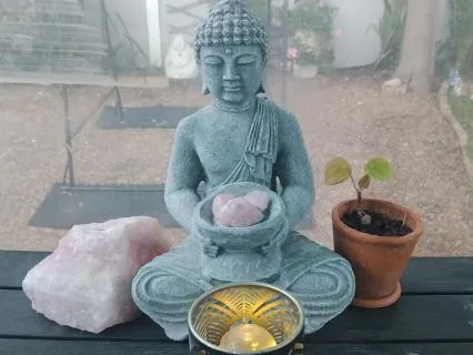 A Gentle Meditation For Choosing Kindness And Strength