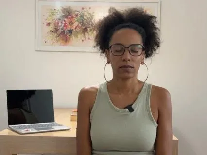 A Pause In Between: 2-Minute Desk Reset For Stress And Focus