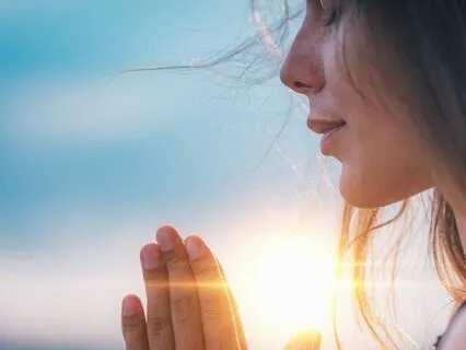 A Peaceful Pause: Tune Into Stillness