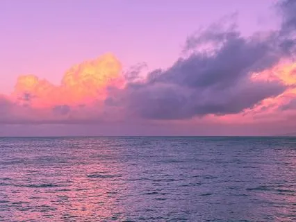 A Quick Blissful Moment: Ambient Guitar