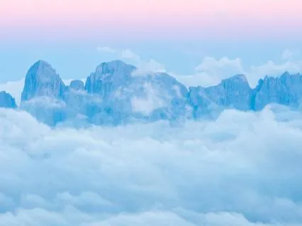 A Quick Blissful Moment: Floating Guitar