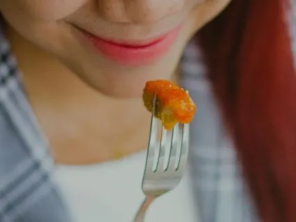 A Short Mindful Eating Practice To Simply Slow Down & Savour