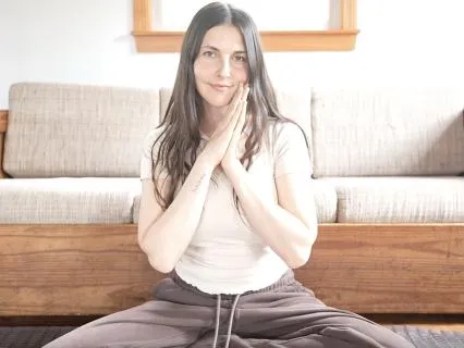 A Soft Morning Ritual For Grounding & Presence