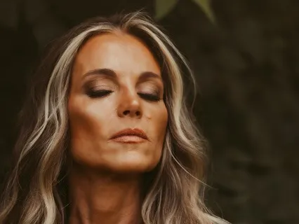 A Soft Place To Land: A Meditation For Grief, Loss & Healing