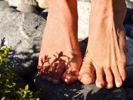 A Walking Meditation Practice For Cultivating Presence