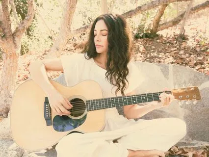 Aakhan Jor (Surrender)