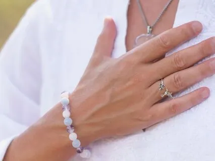 Abundance Intuitive Guidance & Card Reading