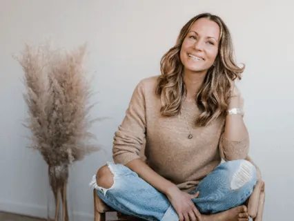 Accessing The Sacred Life Within You  - 11 Minute Daily Insight