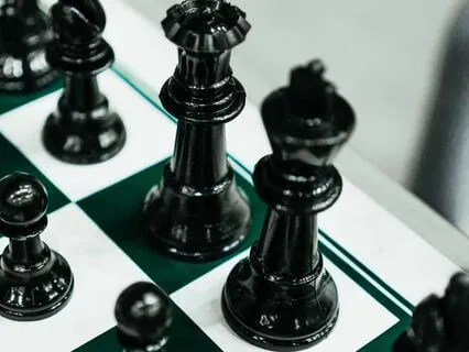 Alice Through The Looking Glass, Final Chapters